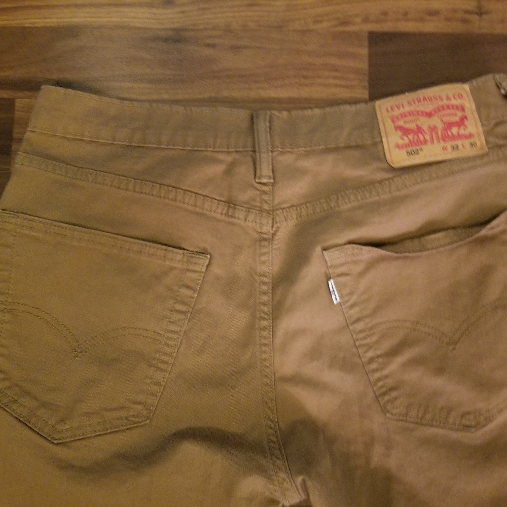 SOLD men's levi 502 Regular Stretch jeans 32 x 30